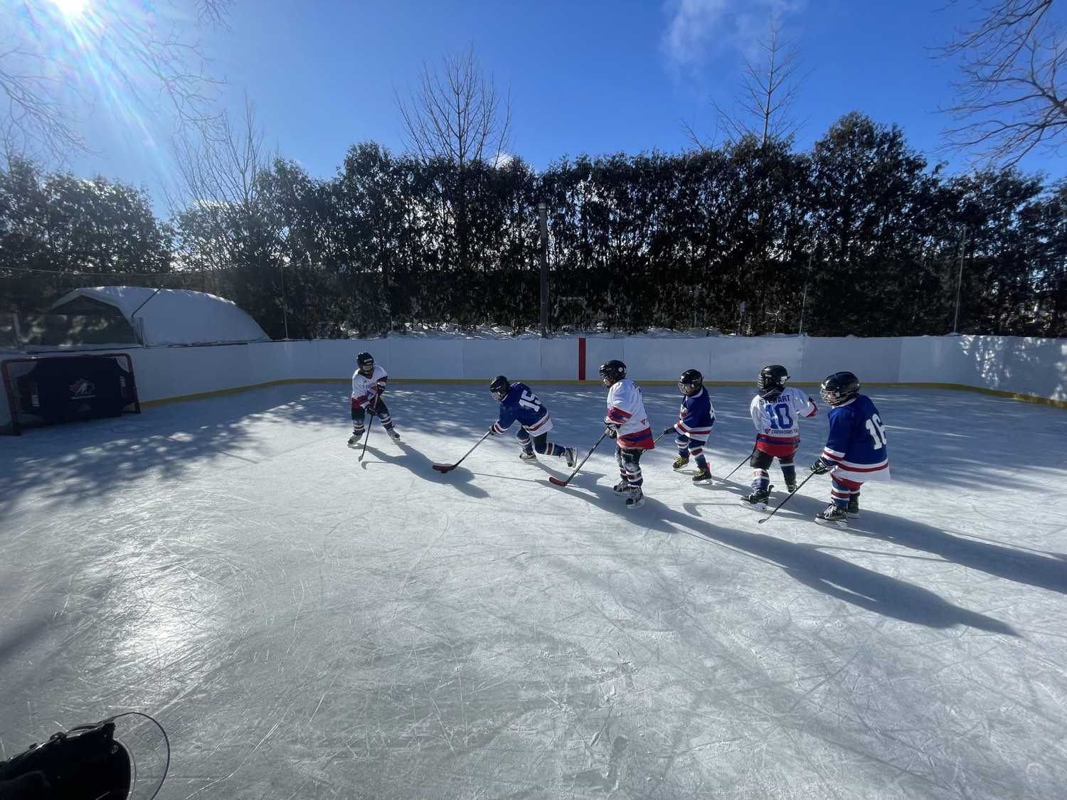 A full skate on a bright afternoon
